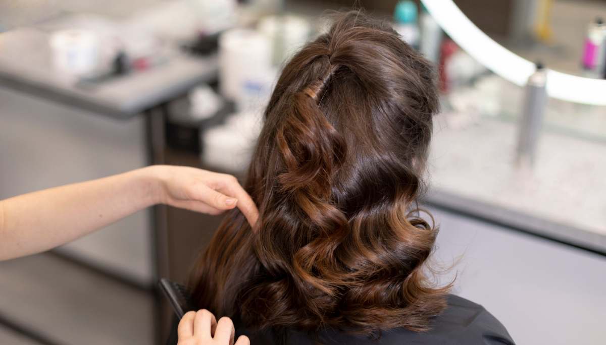 hairdresser-taking-care-her-client